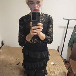 StefanIE8989's Chat & Dating Profile